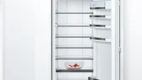 Preview: BOSCH KIF81SDE0 Serie 8, Einbau-Kühlschrank, 177.2 x 55.8 cm, Flachscharnier mit Softeinzug